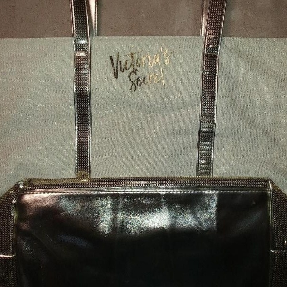 VICTORIA'S SECRET canvas/gold sequin bag - Picture 5 of 6